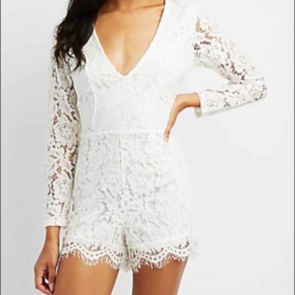White Lace Long sleeve Romper